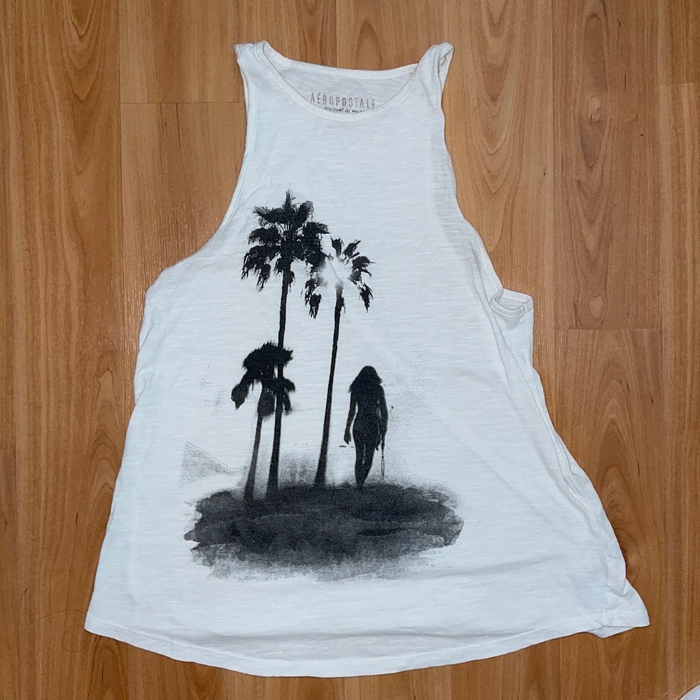 Aeropostale white tee